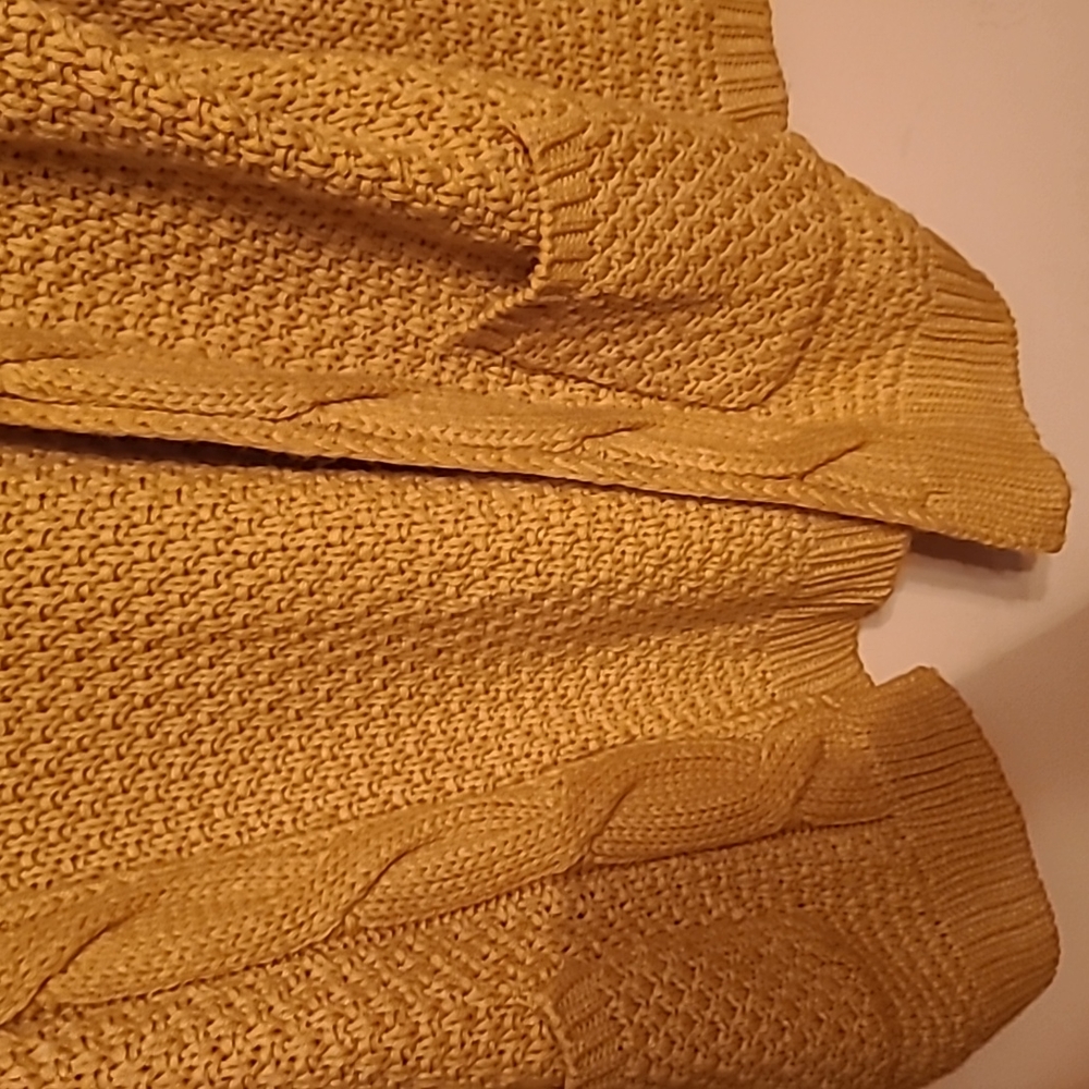 Cardigan - Picture 4 of 4
